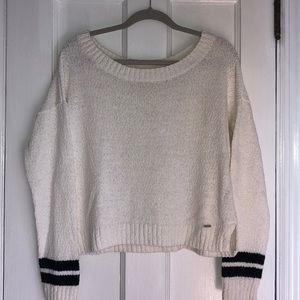 Hollister Crew Neck Cropped Sweater